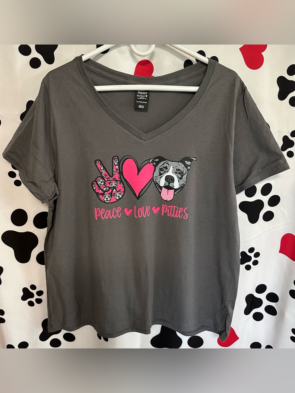 Dog Graphic V-Neck Tee - NWT/NIP